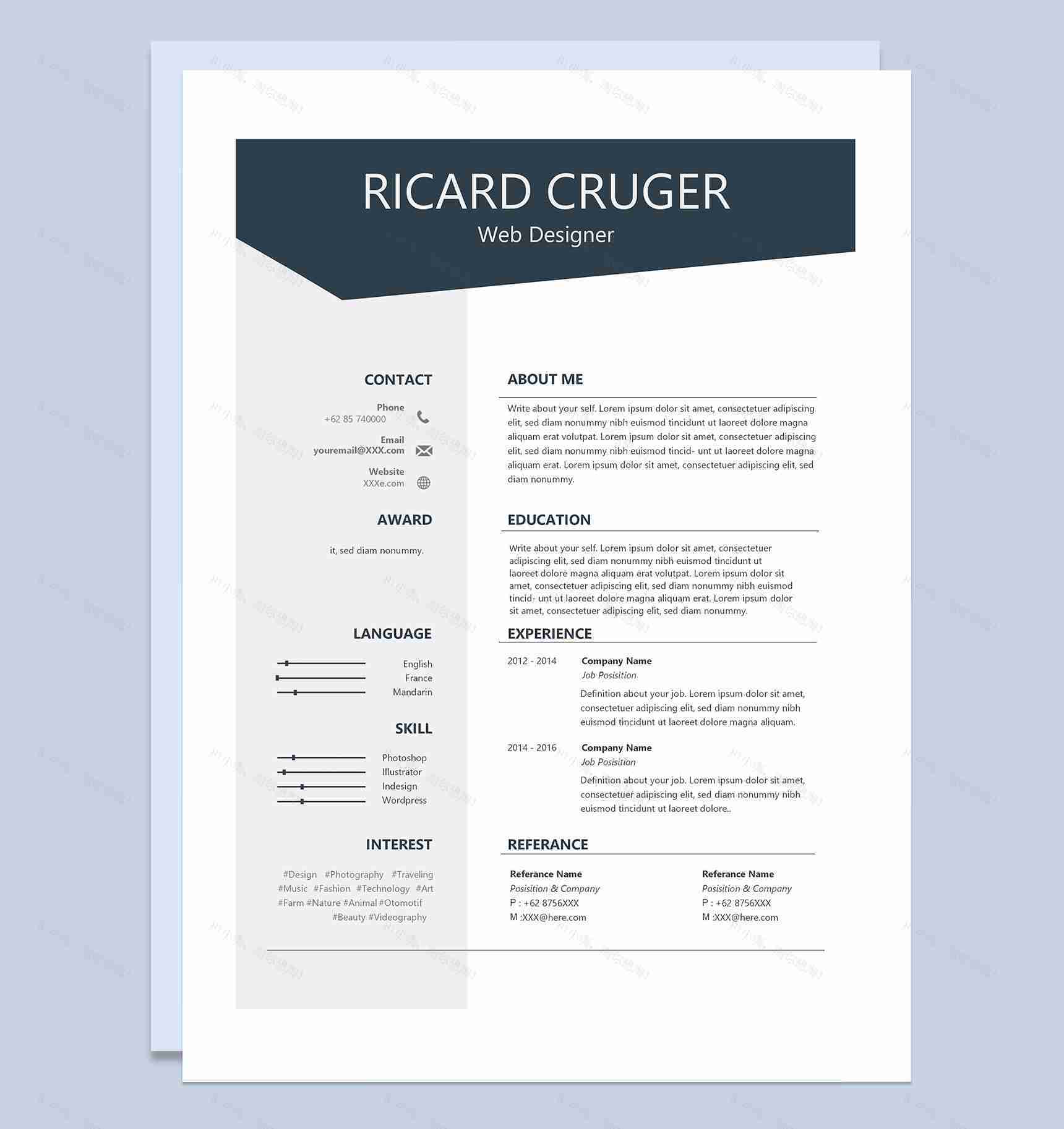 极简欧美风网页设计师求职简历Word模板-1