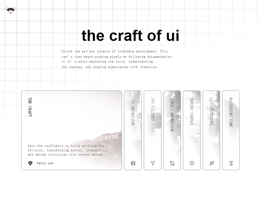 白色手风琴鼠标悬停时的动画效果UI样式